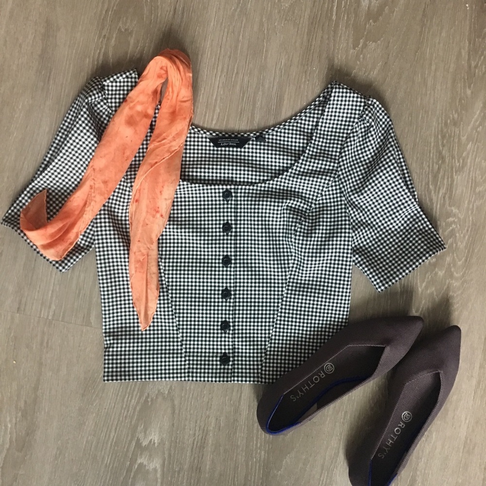 NWOT Gingham Crop Blouse